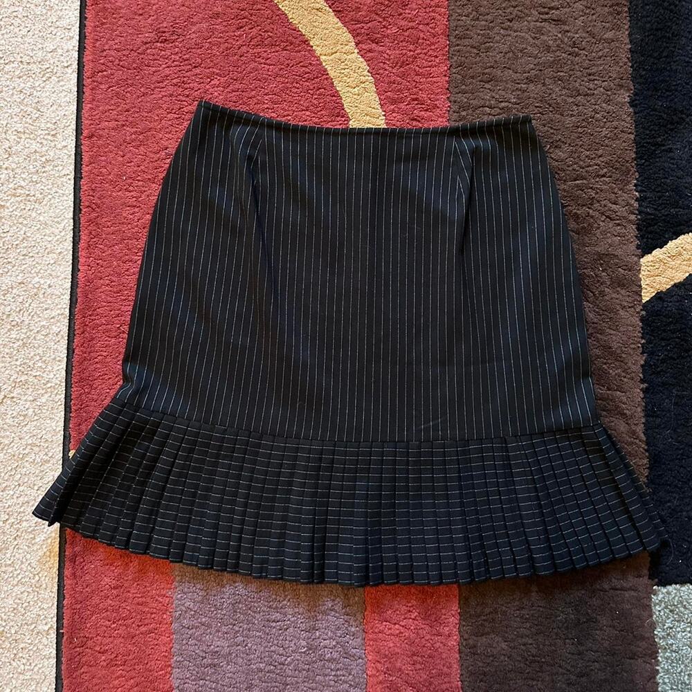 vintage y2k Briggs Petite pinstripe black office siren goth preppy skirt pleats